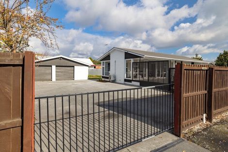 Photo of property in 39 Compton Street, Woolston, Christchurch, 8062