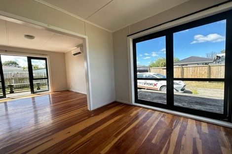 Photo of property in 18 President Avenue, Papakura, 2110