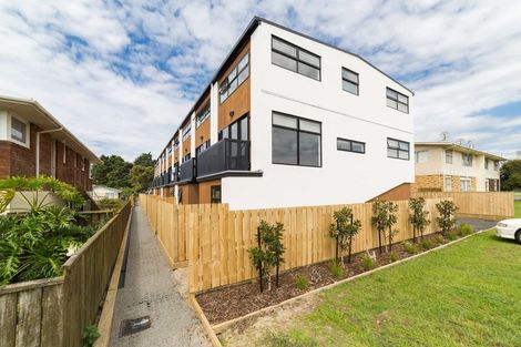 Photo of property in 1/63 Tawa Street, Mount Maunganui, 3116
