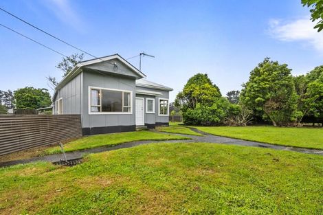 Photo of property in 9-15 Nikau Street, Tokomaru, Palmerston North, 4474