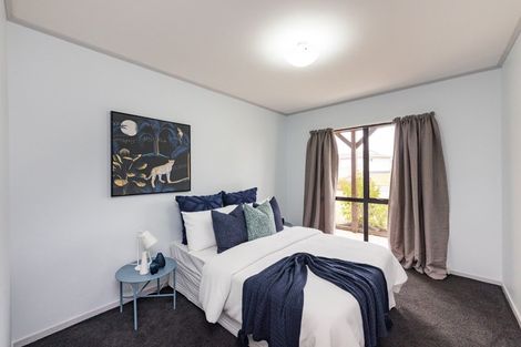 Photo of property in 1 Lydia Place, Kelvin Grove, Palmerston North, 4414