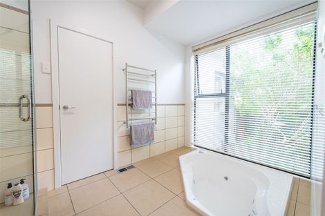 Photo of property in 369 Church Street, West End, Timaru, 7910