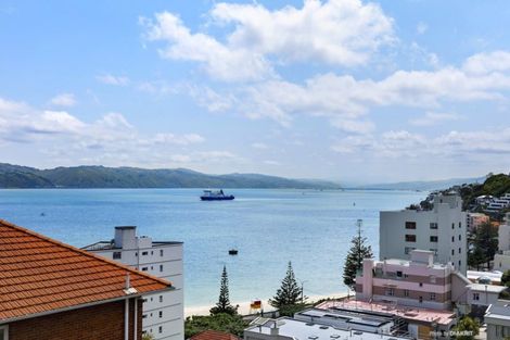 Photo of property in 3/18 Oriental Terrace, Oriental Bay, Wellington, 6011