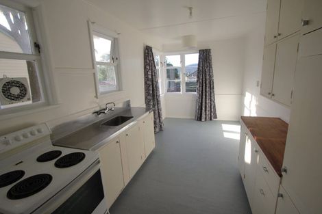 Photo of property in 90 Wilkie Crescent, Naenae, Lower Hutt, 5011