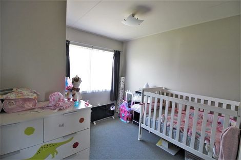 Photo of property in 6 Taksan Place, Pukete, Hamilton, 3200