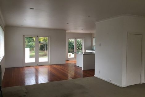 Photo of property in 48 Doralto Road, Frankleigh Park, New Plymouth, 4310