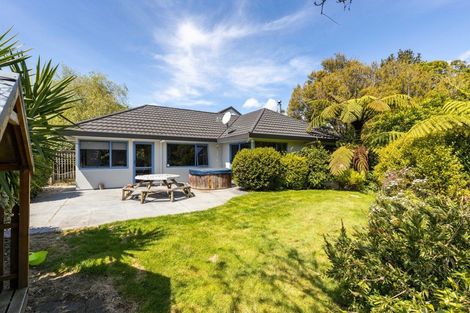 Photo of property in 10d Kinross Drive, Merrilands, New Plymouth, 4312