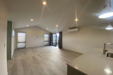 Photo of property in 11/11a Clinton Street, Fitzroy, New Plymouth, 4312