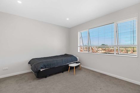 Photo of property in 16b Gilfillan Street, Blockhouse Bay, Auckland, 0600