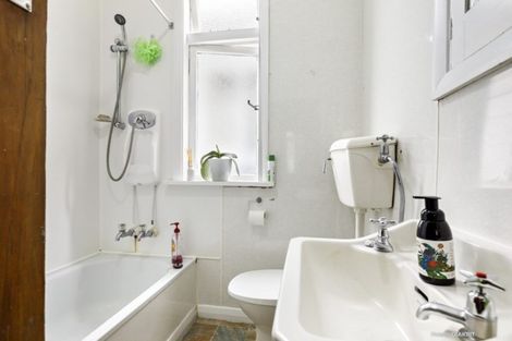 Photo of property in 31 Havelock Street, Mornington, Dunedin, 9011