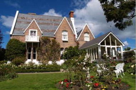 Photo of property in Lisburn House, 15 Lisburn Avenue, Caversham, Dunedin, 9012