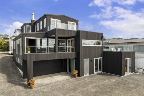 Photo of property in 24 Beach Road, Castor Bay, Auckland, 0620