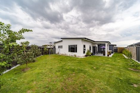 Photo of property in 6 Benmore Place, Poraiti, Napier, 4112