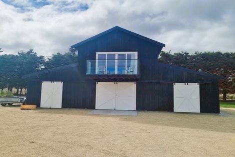 Photo of property in Three Chimneys, 80 Te Muna Road, Martinborough, 5784