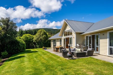 Photo of property in 450a Flightys Road, Judgeford, Porirua, 5381