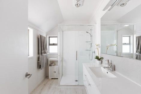 Photo of property in 219a Oceanbeach Road, Mount Maunganui, 3116