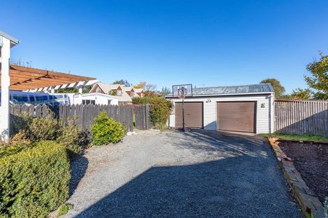 Photo of property in 53 Railway Road, Rangiora, 7400