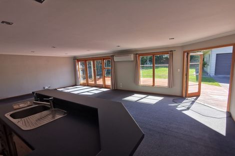 Photo of property in 14 Holloway Street, Waikiwi, Invercargill, 9810