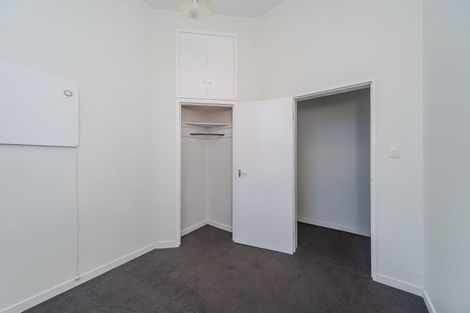 Photo of property in 24 Luxford Street, Berhampore, Wellington, 6023