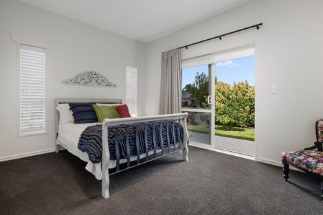 Photo of property in 18 Montia Close, Papamoa Beach, Papamoa, 3118