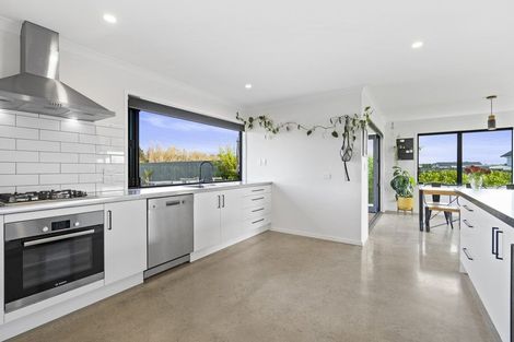 Photo of property in 10 Clifford Close, Leamington, Cambridge, 3432