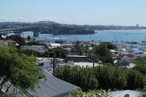 Photo of property in 3/5 Seymour Street, Saint Marys Bay, Auckland, 1011