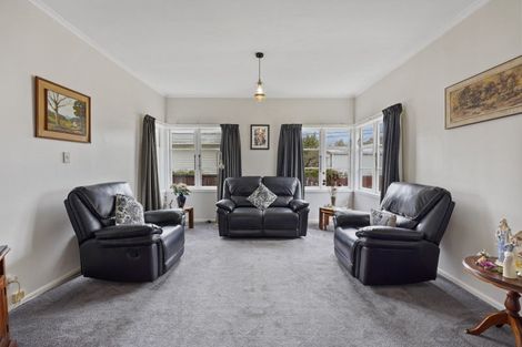 Photo of property in 47 Palmer Crescent, Silverstream, Upper Hutt, 5019