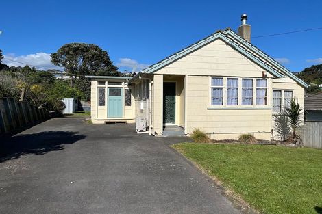 Photo of property in 57 Morere Street, Titahi Bay, Porirua, 5022