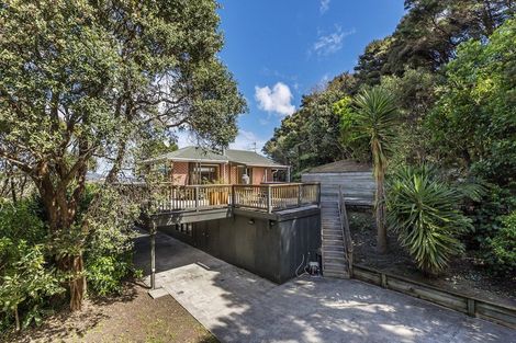 Photo of property in 94 Mana View Road, Paremata, Porirua, 5026
