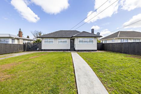 Photo of property in 19 Awatere Street, Clover Park, Auckland, 2023