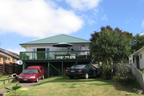 Photo of property in 13a Zion Road, Birkenhead, Auckland, 0626