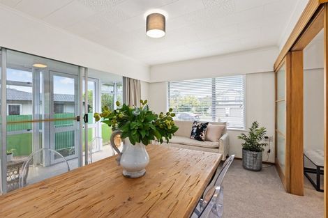 Photo of property in 8 Durham Drive, Havelock North, 4130