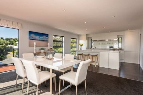 Photo of property in 23 Groves Road, Raumati Beach, Paraparaumu, 5032