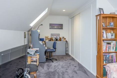 Photo of property in Rangeview Villas, 10/9 Fuller Close, Levin, 5510