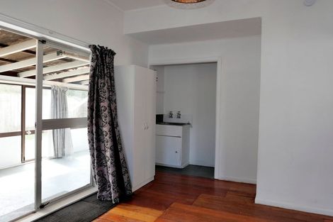 Photo of property in 129 Arawhata Road, Paraparaumu, 5032