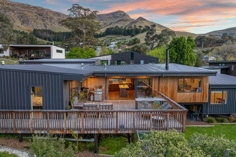 Photo of property in 13 Matuku Lane, Heathcote Valley, Christchurch, 8022