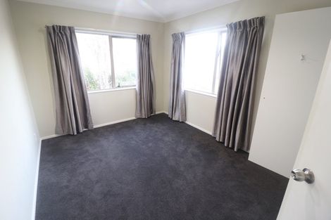 Photo of property in 10a Marie Crescent, Te Atatu South, Auckland, 0610