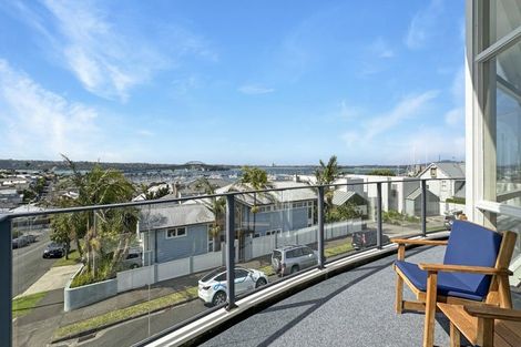 Photo of property in 67 St Marys Road, Saint Marys Bay, Auckland, 1011