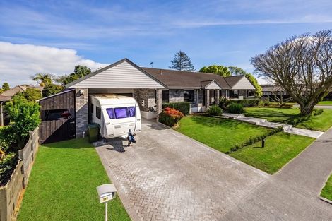 Photo of property in 168 Walter Strevens Drive, Conifer Grove, Takanini, 2112