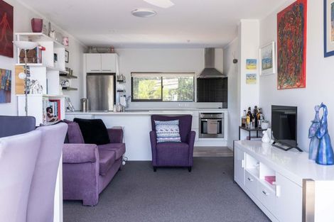 Photo of property in 2/33 Miro Street, Mount Maunganui, 3116