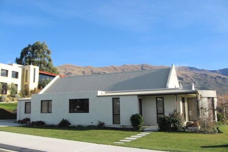 Photo of property in 159a Stone Street, Wanaka, 9305