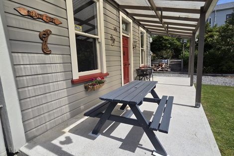 Photo of property in 90 Salcombe Street, Kaitangata, 9210