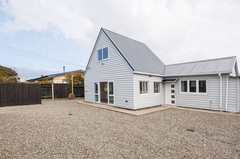 Photo of property in 37 Monrad Street, Highbury, Palmerston North, 4412