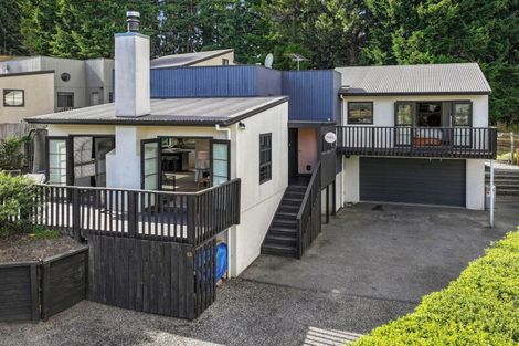 Photo of property in 13 Trevathan Lane, Wanaka, 9305