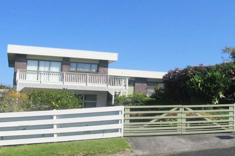 Photo of property in 4 Harbour Lights Terrace, Whitianga, 3592