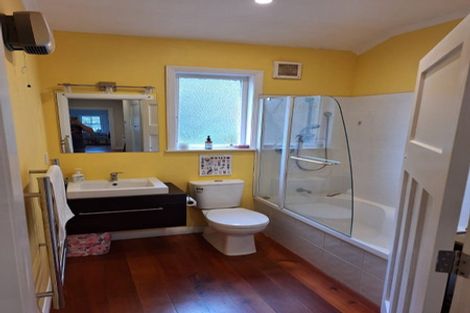 Photo of property in 65 Nottingham Street, Karori, Wellington, 6012