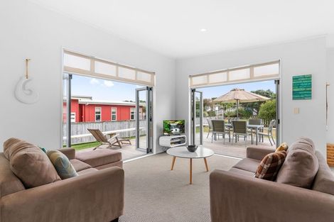 Photo of property in 44 Seabreeze Road, Mangawhai Heads, Mangawhai, 0505