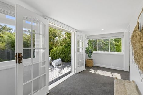 Photo of property in 40 Centaurus Road, Cashmere, Christchurch, 8022