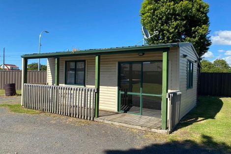 Photo of property in 19 Manuroa Road, Takanini, 2112