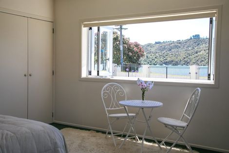 Photo of property in 25 Robinson Road, Whitianga, 3510